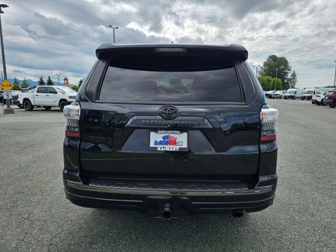 Used 2019 Toyota 4Runner Limited image 4