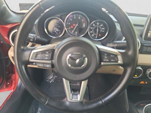 Used 2016 MAZDA MX-5 Miata Grand Touring RWD image 16