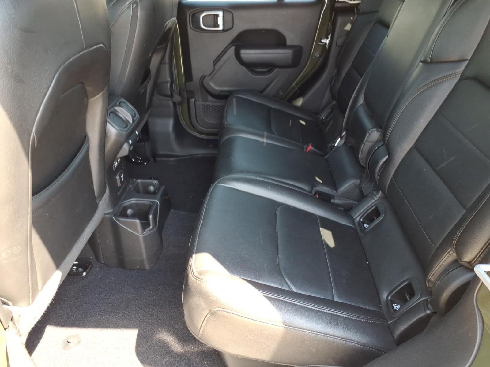 Used 2023 Jeep Gladiator Sport AWD/4WD image 29
