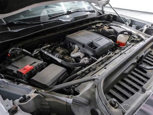 Used 2021 GMC Sierra 1500 SLT w/ SLT Premium Plus Package RWD image 60