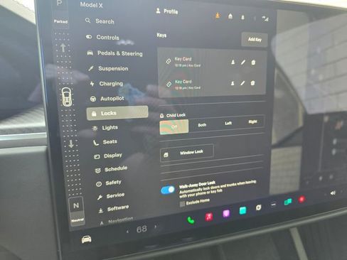 Used 2024 Tesla Model X Plaid image 30