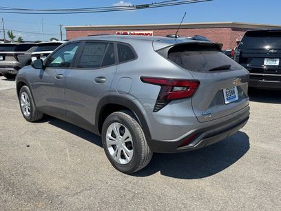 New 2026 Chevrolet Trax LS