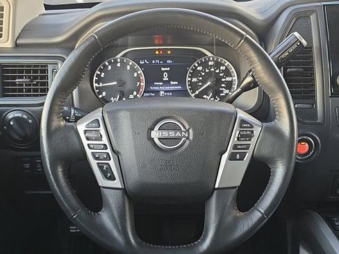 Used 2024 Nissan Titan SV w/ SV Convenience Package image 21