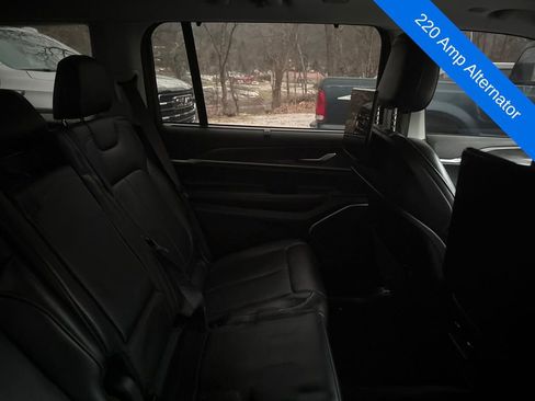 Used 2023 Jeep Grand Cherokee L Limited w/ Luxury Tech Group II image 12