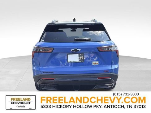 Used 2025 Chevrolet Equinox RS w/ Convenience Package III FWD image 4