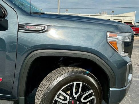 Used 2022 GMC Sierra 1500 AT4 w/ AT4 Premium Package AWD/4WD image 33