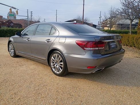 Used 2015 Lexus LS 460 L image 8