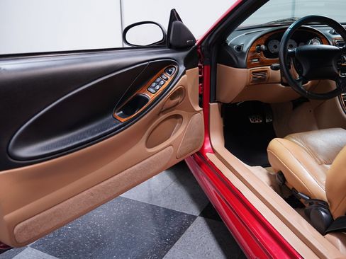 Used 1994 Ford Mustang GT image 31