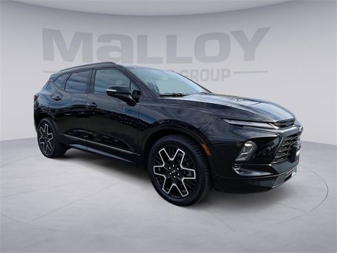 Used 2023 Chevrolet Blazer RS w/ Enhanced Convenience Package image 7