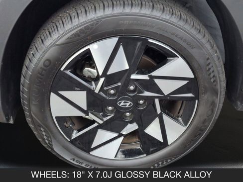 Used 2025 Hyundai Kona SEL image 11