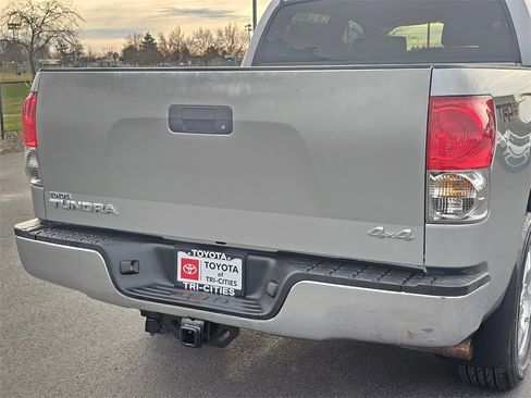 Used 2008 Toyota Tundra 4x4 CrewMax image 13