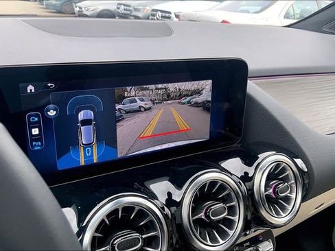 Used 2026 Mercedes-Benz GLA 250 4MATIC image 23