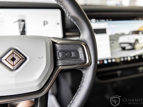 Used 2024 Rivian R1S Adventure image 27