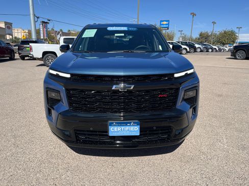 Certified 2024 Chevrolet Traverse RS image 2