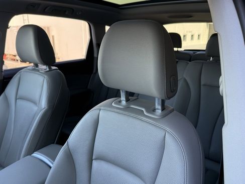 Used 2021 Audi Q7 3.0T Prestige w/ Prestige Package image 3