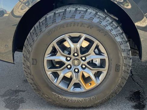 Used 2025 Ford Expedition Tremor image 30