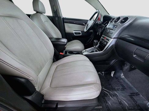 Used 2013 Chevrolet Captiva Sport LTZ FWD image 20