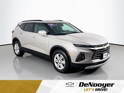 Used 2021 Chevrolet Blazer LT image 1