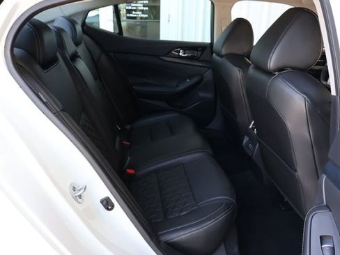 Used 2021 Nissan Maxima Platinum w/ Sport Mat Group FWD image 19