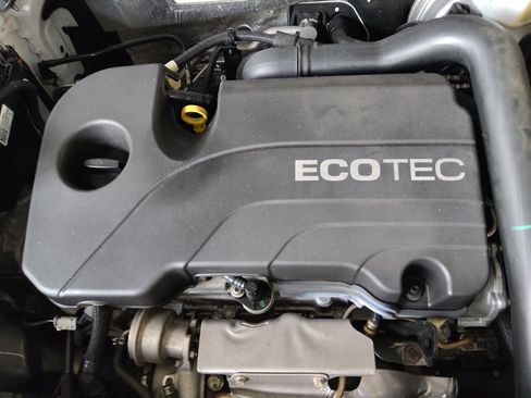 Used 2022 Chevrolet Equinox LT FWD image 30