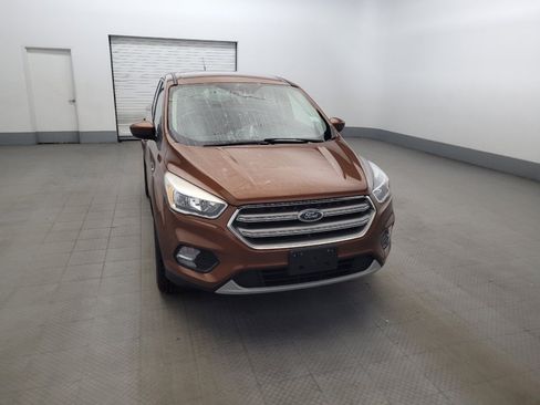 Used 2017 Ford Escape SE FWD image 14