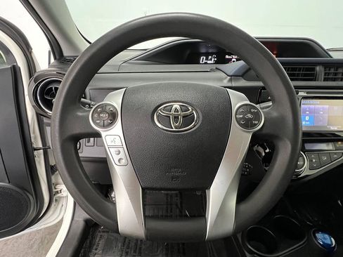 Used 2016 Toyota Prius C Two FWD image 15