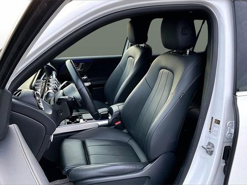 Certified 2023 Mercedes-Benz GLB 250 4MATIC image 24