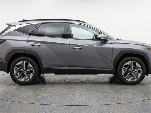 Used 2025 Hyundai Tucson SEL AWD/4WD image 11