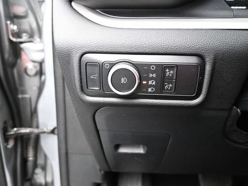 Used 2024 Ford Explorer XLT w/ Equipment Group 202A AWD/4WD image 17