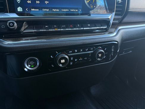 Used 2023 Chevrolet Silverado 1500 RST AWD/4WD image 41