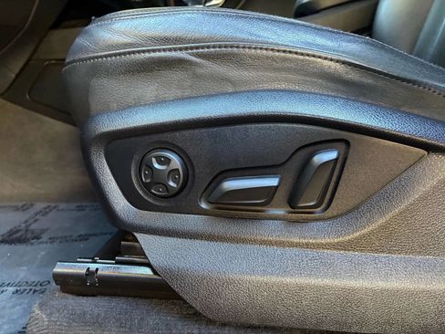 Used 2017 Audi Q7 3.0T Premium Plus image 28