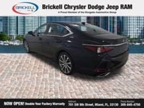 Used 2019 Lexus ES 350 w/ Premium Package FWD image 17