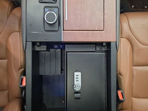 Used 2023 Toyota Tundra 1794 Edition image 30