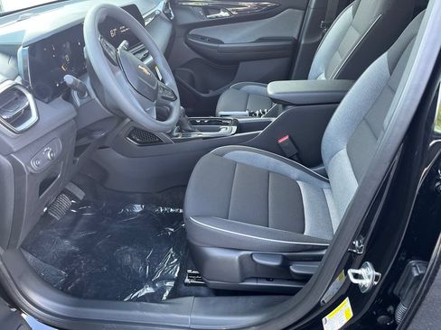 New 2026 Chevrolet TrailBlazer LS w/ LS Convenience Package AWD/4WD image 9