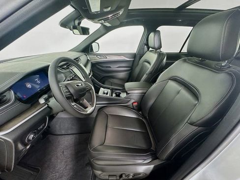 New 2025 Jeep Grand Cherokee Limited w/ Black Appearance Package AWD/4WD image 24