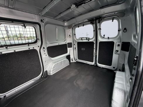 Used 2021 Nissan NV200 SV w/ Sliding Door Glass Package FWD image 19