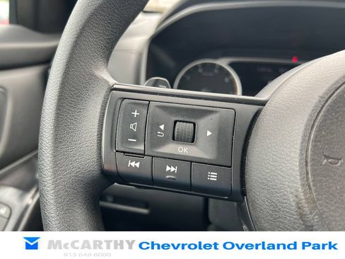 Used 2024 Nissan Rogue S AWD/4WD image 12