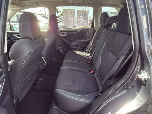 Used 2024 Subaru Forester Premium AWD/4WD image 18