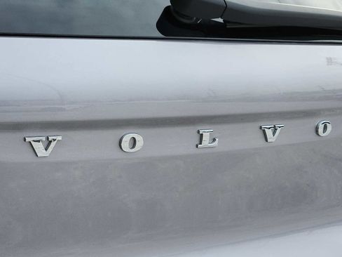 Used 2026 Volvo XC40 B5 Ultra image 29