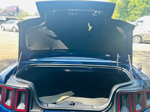 Used 2013 Ford Mustang Convertible RWD image 9