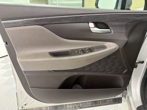 Used 2020 Hyundai Santa Fe SEL w/ Convenience + Premium Package FWD image 13