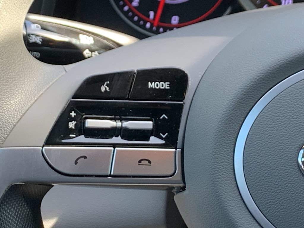 Certified 2023 Hyundai Elantra SEL FWD image 26