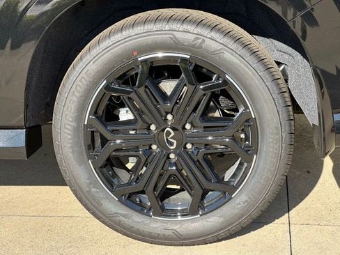 New 2026 INFINITI QX80 4WD w/ Sport Exterior Package image 8