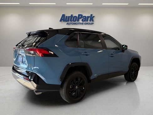 Used 2024 Toyota RAV4 XSE w/ Weather Package AWD/4WD image 7