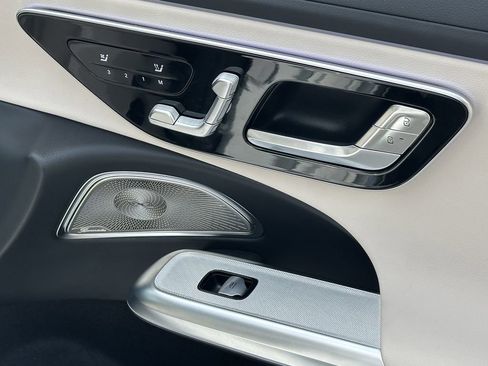 Certified 2025 Mercedes-Benz E 350 Sedan image 17