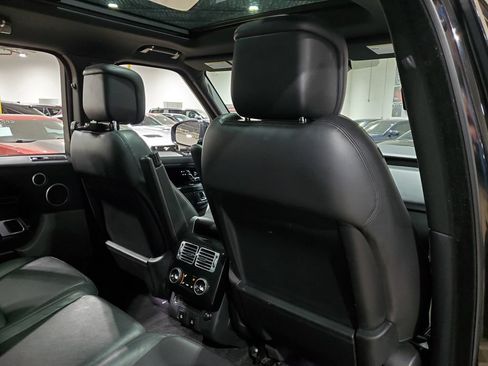 Used 2018 Land Rover Range Rover HSE AWD/4WD image 22