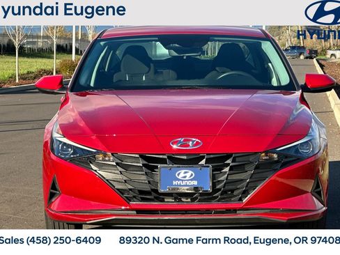 Used 2023 Hyundai Elantra SEL image 10