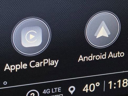 Used 2023 GMC Acadia Denali w/ Denali Ultimate Package image 7