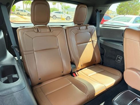 Used 2021 Lincoln Aviator Grand Touring w/ Equipment Group 302A AWD/4WD image 16