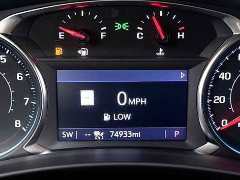 Used 2024 Chevrolet Equinox RS FWD image 37